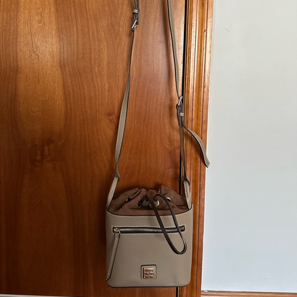Dooney & Bourke Large bucket Bag